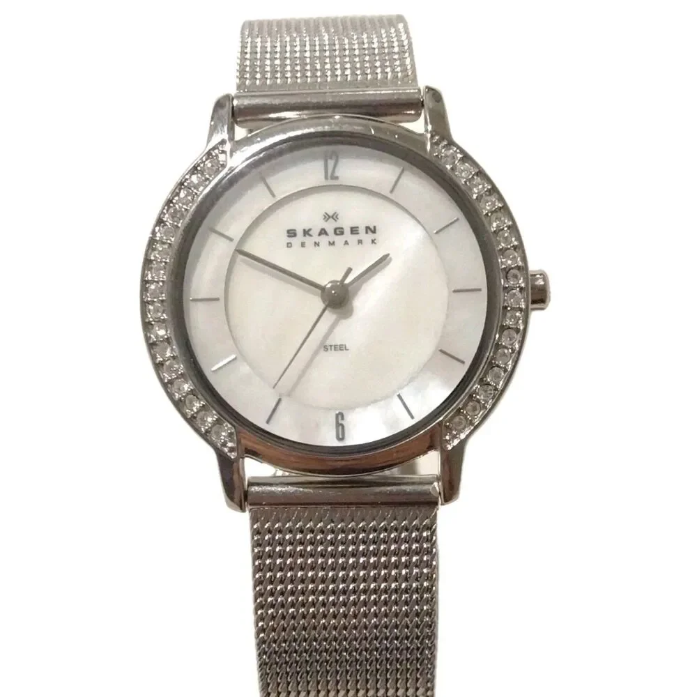 Skagen Denmark Womens Silver Mesh Band Crystal Bezel Quartz Watch 804SSS 28mm